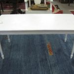 589 7557 COFFEE TABLE